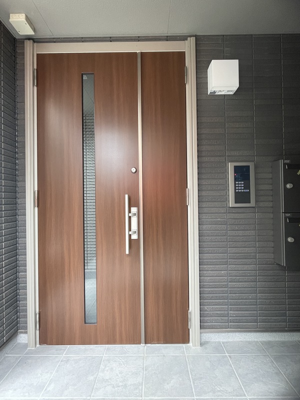 ＳＯＰＨＩＡ方南2階 エントランス