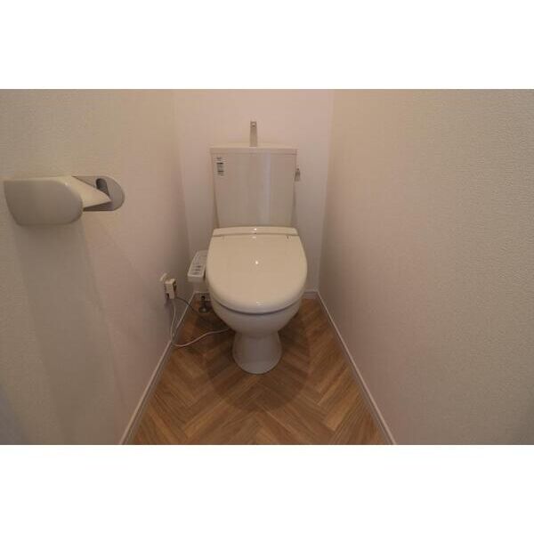 ミリアビタ大森台101号室 トイレ