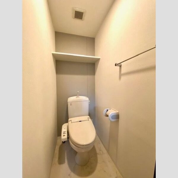 ベース・ブリッジ401号室 温水洗浄暖房便座