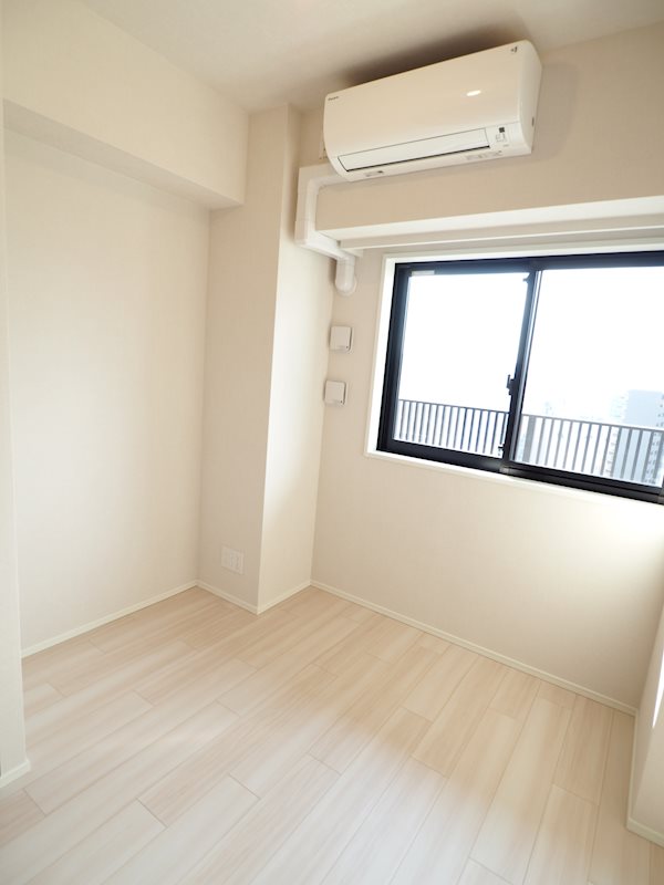 ＯＮＥ ＲＯＯＦ ＲＥＳＩＤＥＮＣＥ ＡＳＡＫＵＳＡＢＡＳＨＩ11階 寝室