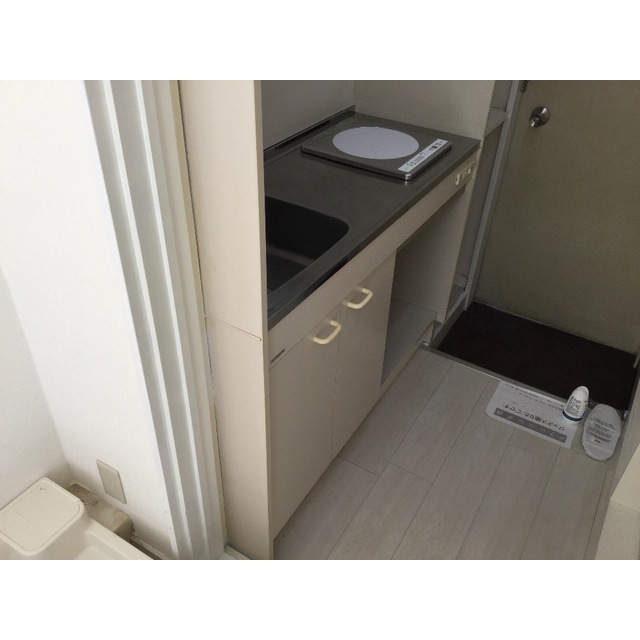 サニーサイド三田南A103号室 キッチン