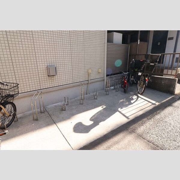 フェンテ前野 敷地内自転車駐輪場