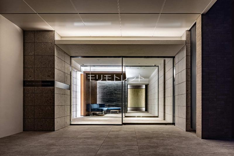 ピアース武蔵小杉7階 エントランス