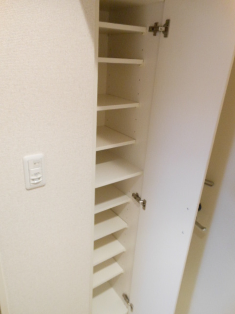 ガラ・ステージ南大塚601号室 同建物別部屋の参考画像