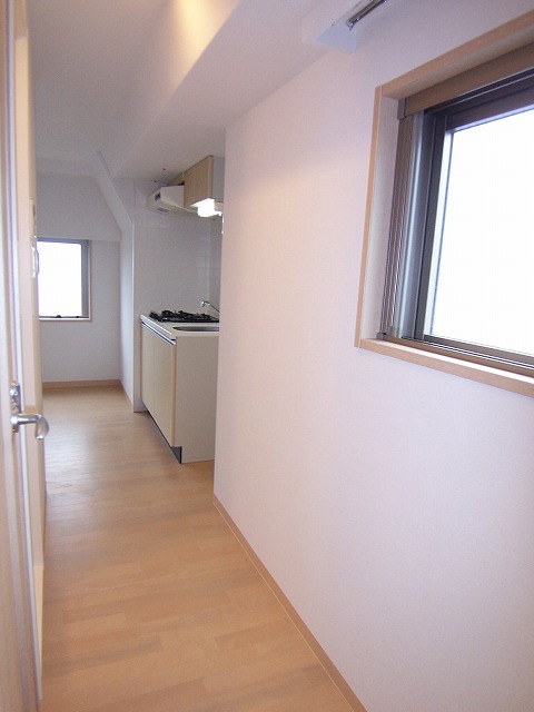 ARTESSIMO LINK BE'RIS 内観