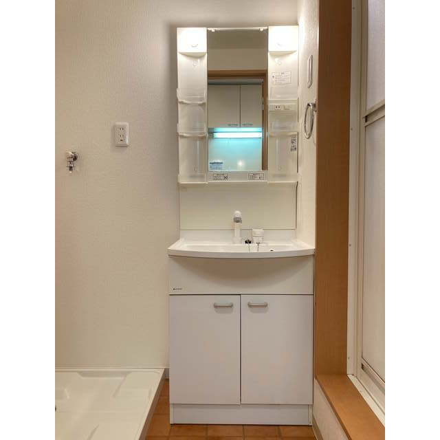 ブォナフォルトゥーナ 洗髪洗面化粧台