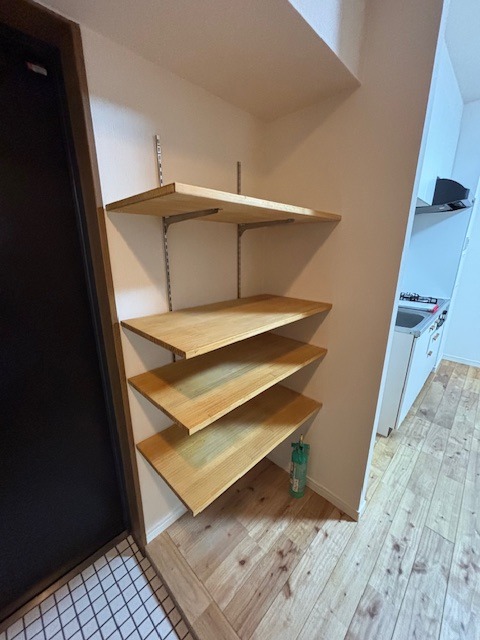 ラクラス田原町 収納