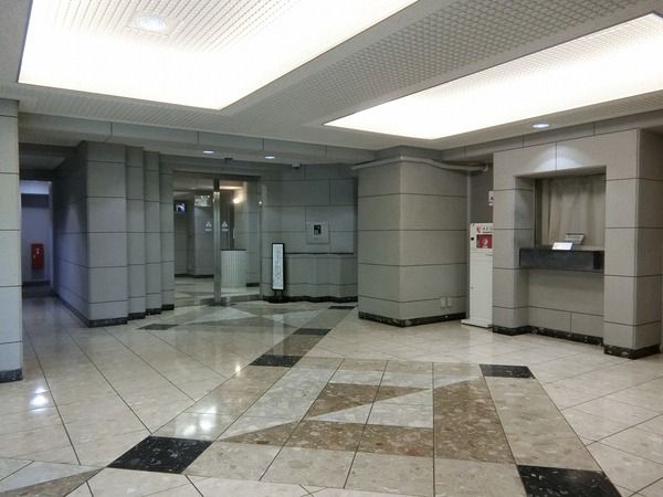 ライオンズシティ蕨 エントランス