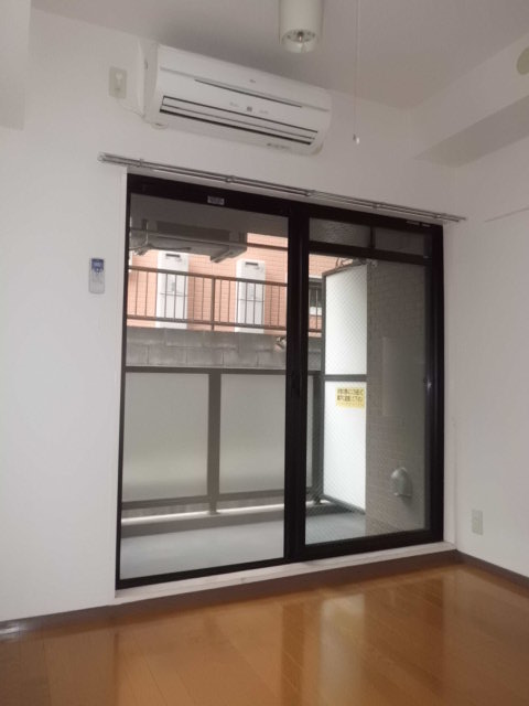 グランディオール白楽0301号室 スタンダードな洋室です