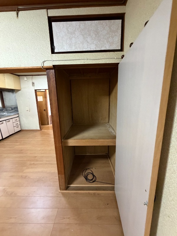 堀の内町1丁目戸建 収納