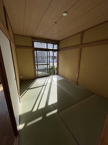 アテネハイツ1階 和室　約6.0畳　内装後