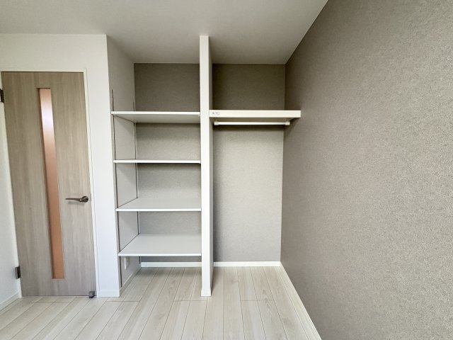 フロレスタ池袋本町0301号室 収納