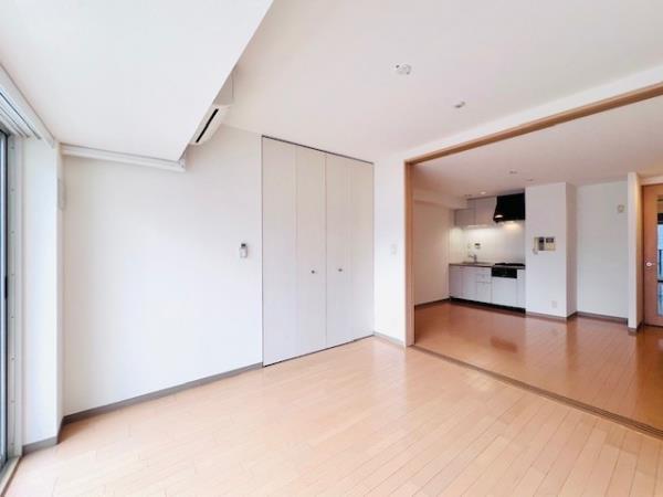 ＳＳ．ＦＬＡＴ神楽坂ｓｏｕｔｈ4階 リビング