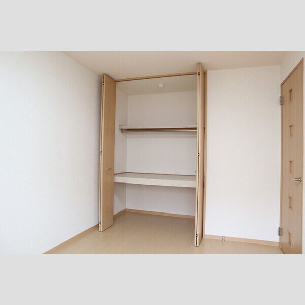 グランシャリオ 物入