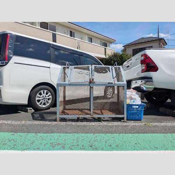 メゾンソレイユ ゴミ置き場