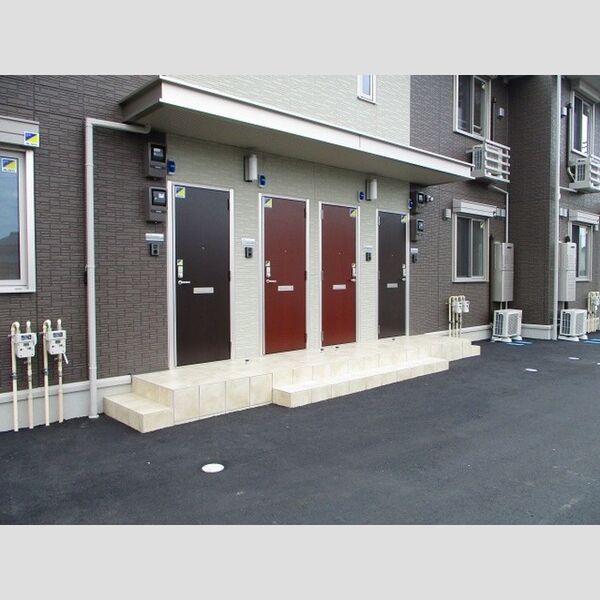 コモド201号室 エントランス