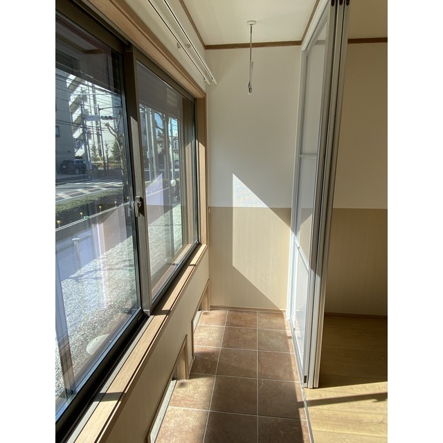 メゾン　リエール1階 内観