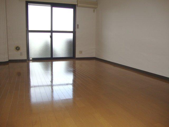 ラルク天王台 洋室