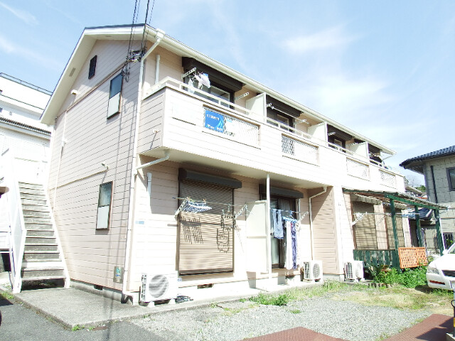 フローラマツノⅡ1階 金沢文庫駅より平坦　徒歩２０分♪