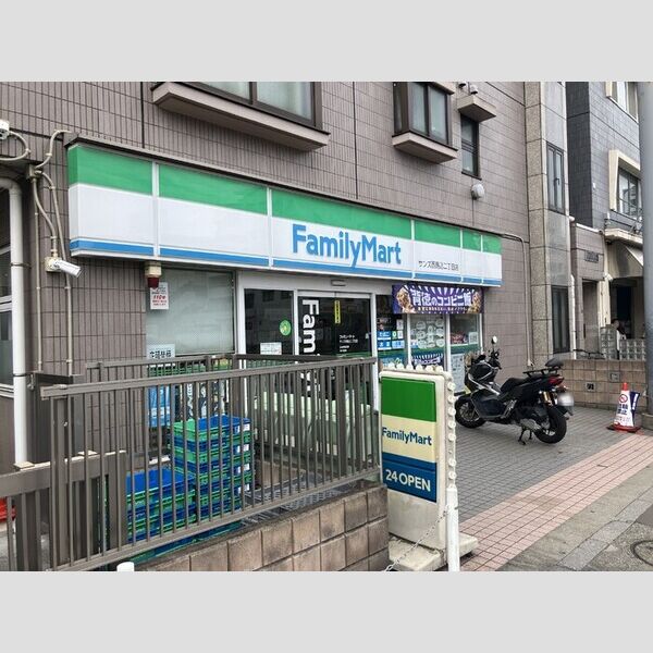 ロイジェントパークス西馬込　ロイジェントパークス西馬込(101号室)101号室 ファミリーマート