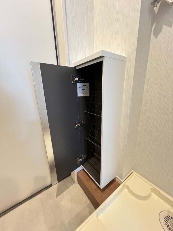 M・Yメゾン百合ヶ丘1階 収納