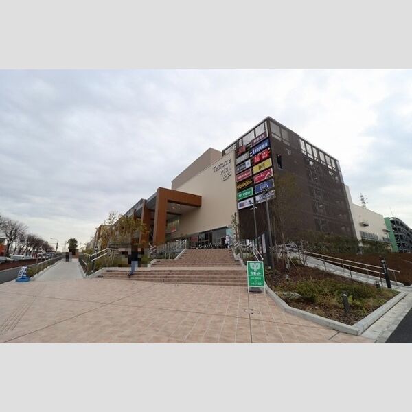 PEACEFULLY サミットストア　テラスモール松戸店(222m)