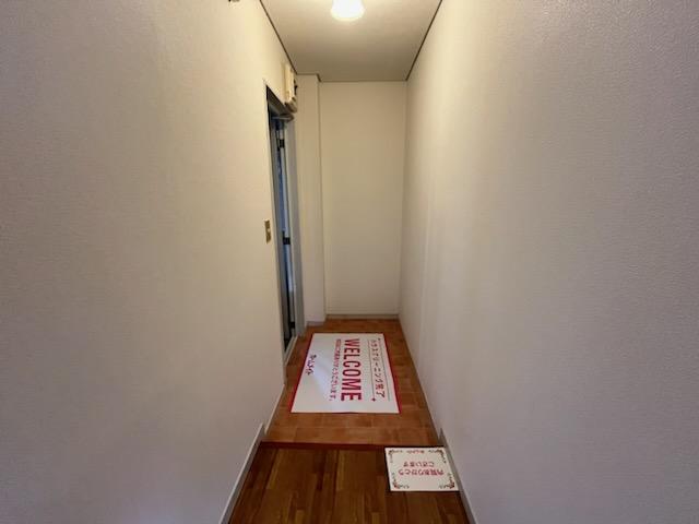 エステート山崎 玄関