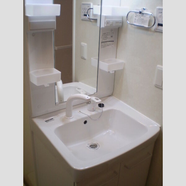 ラ　フェリーチェ湘南 洗髪洗面化粧台
