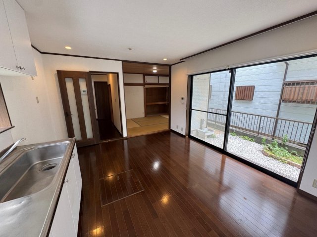 西区指扇戸建て リビング