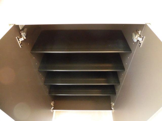 サンライズ　ガーデン 下駄箱