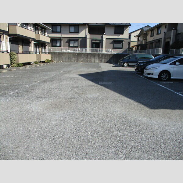 エーデルハイム　DEFF203号室 駐車場