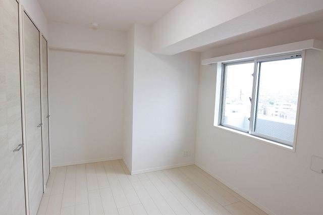 ステージファースト新宿西落合9階 寝室