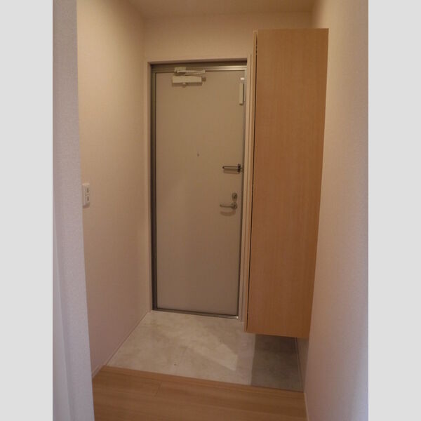 メゾン・ド・ボヌール 玄関