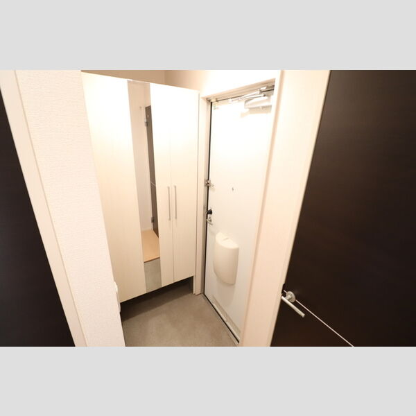 ヴューテラス　A102号室 玄関