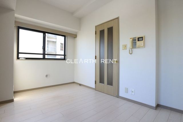 菱和パレス音羽 角部屋フローリング居室