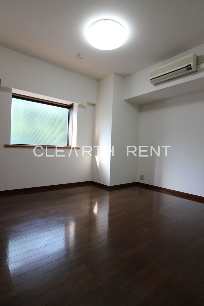 サンレイ広尾エクセレンテ2階 洋室です