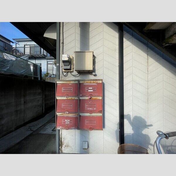 サニーコートハタⅡ103号室 集合ポスト