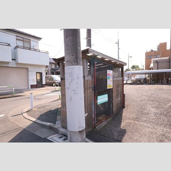 エーデルワイス207号室 敷地内ゴミ置場