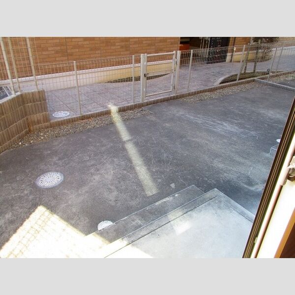 フェザント　B101号室 専用庭