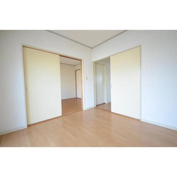 エステートピア原4106号室 リビング