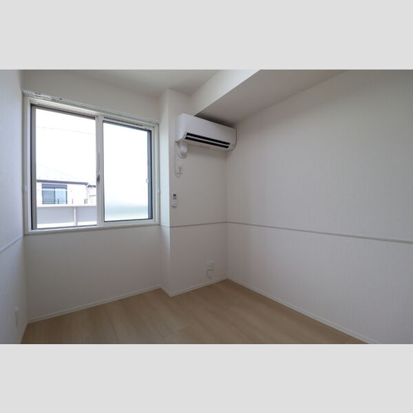 セレスティア小金井中町201号室 洋室