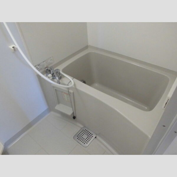 Angela202号室 バス