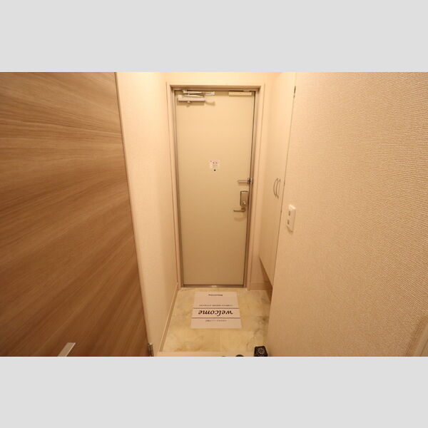 ルミエール 玄関