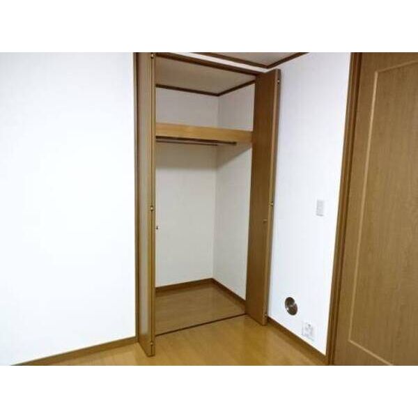 メゾン・ド・ルーチェ 収納