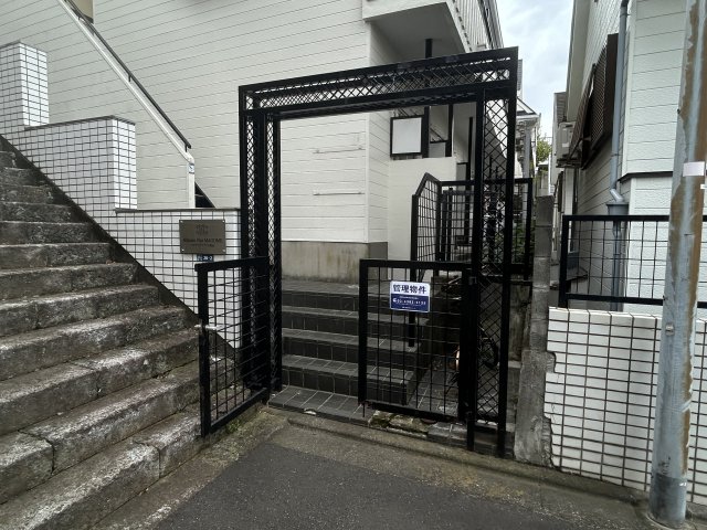 ヒルサイドフラット馬込202号室 エントランス