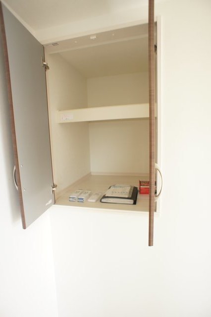 ルミエール・エタンセルｓｉｘ0204号室 収納