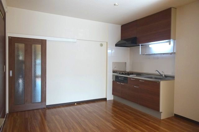 サンライズパレス ※別号室の参考写真です(現況優先・仕様違いの場合あり)