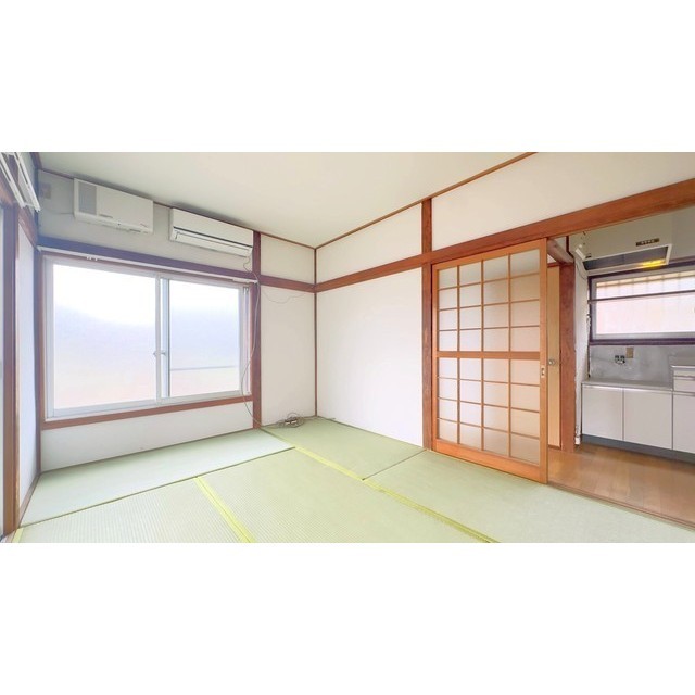 伊澤貸家 和室6帖