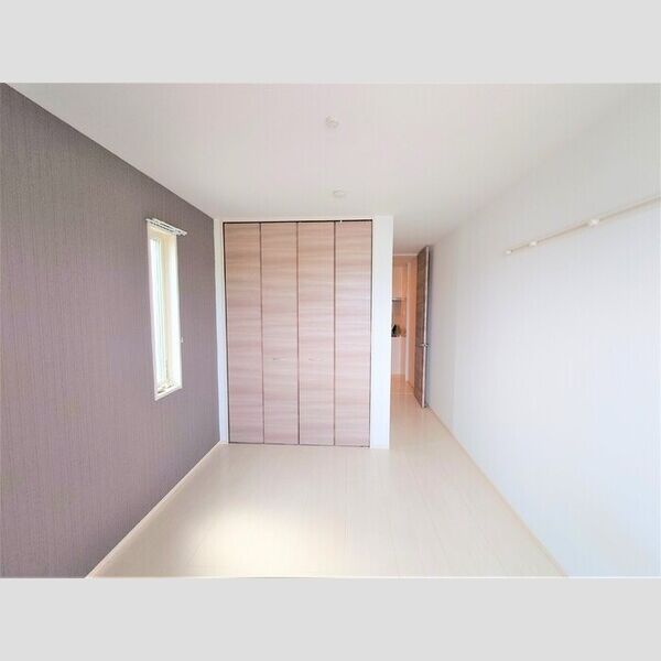 プランドール・アデン306号室 洋室6.7帖(別角度)