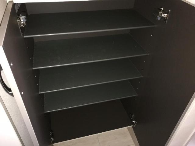 ユイット茅ヶ崎 下駄箱